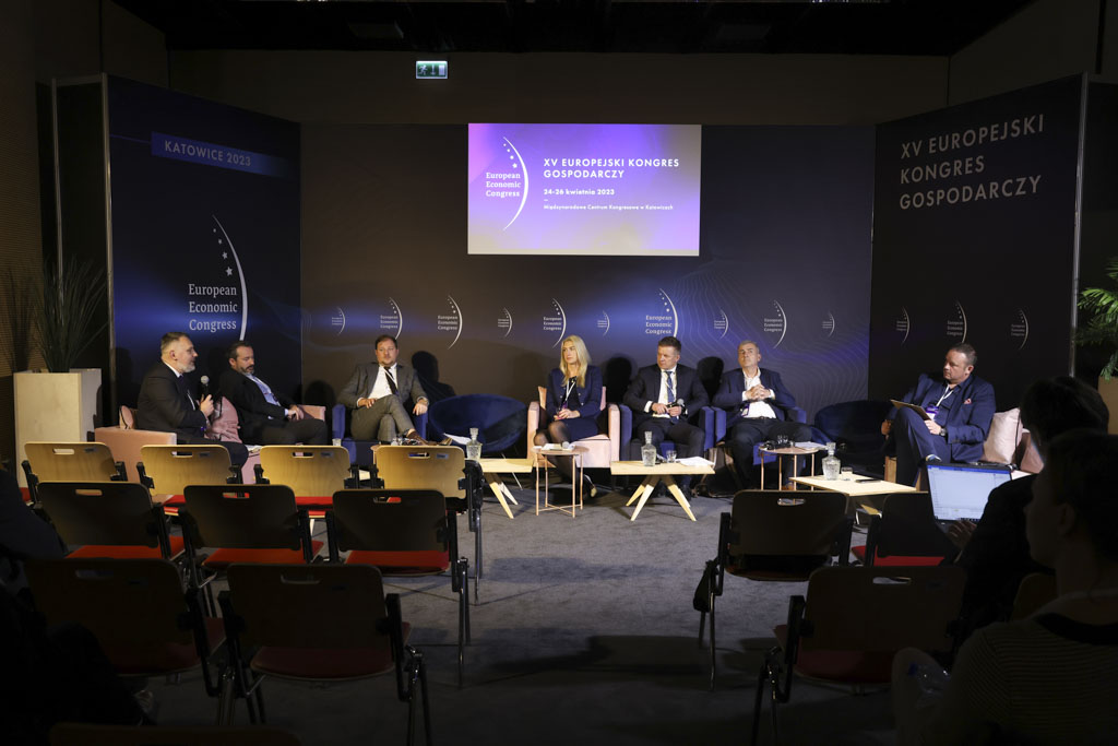 Debata Local content w energetyce podczas Europejskiego Kongresu Gospodarczego Fot. PTWP