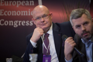 XV Europejski Kongres Gospodarczy. Debaty EEC Politics: Region
