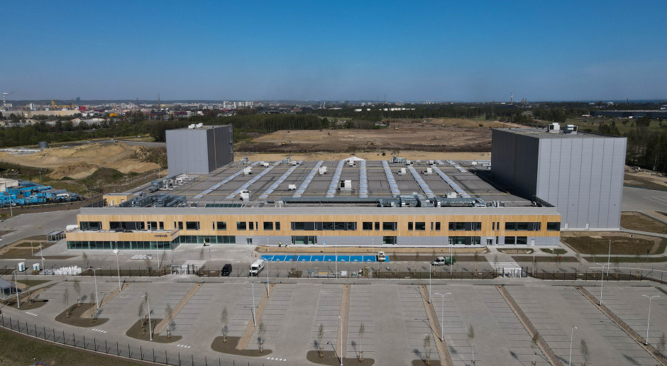 W fabryce Northvolt w Gdańsku trwają prace związane z rozpoczęciem produkcji na nowych liniach i maszynach. Fot. mat pras. Northvolt