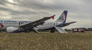 Rosyjski airbus wylądował na polu pszenicy