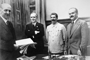 USA: Historyk: Boli mnie, że sowiecka narracja na temat paktu Ribbentrop-Mołotow jest przyjmowana na Zachodzie