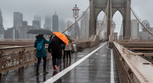 W Nowym Jorku wprowadzono stan wyjątkowy z powodu ulewy