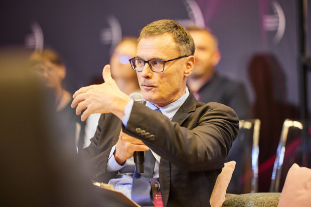 XVI Europejski Kongres Gospodarczy. Finanse publiczne