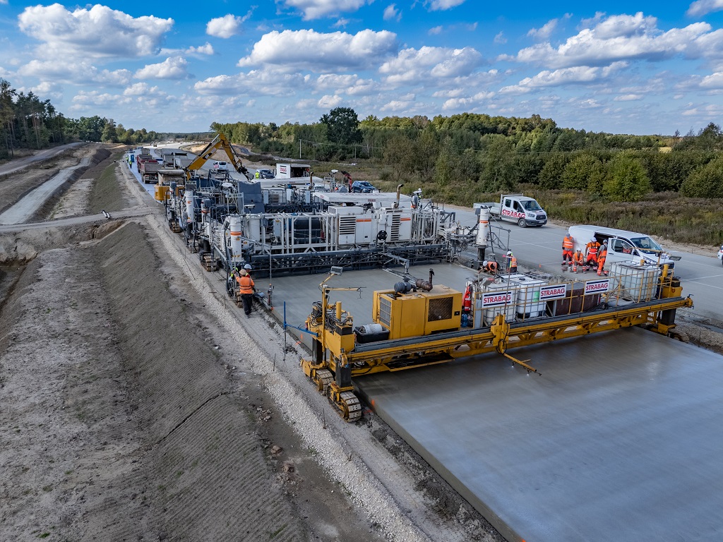Realizowana przez STRABAG budowa autostrady A2 na odcinku Siedlce Zachód-Malinowiec. Fot. mat. pras. STRABAG