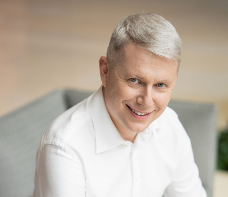 Sebastian Szymanek, prezes Polpharmy, popierając inicjatywę Tusk-Brzoska o raczej ogólnym charakterze, dopomina się zarazem o deregulację w branżach. Fot. mat. pras. Polpharma