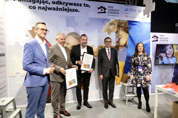 Inspirują innych do życia. Biznes wspiera ważne stowarzyszenie