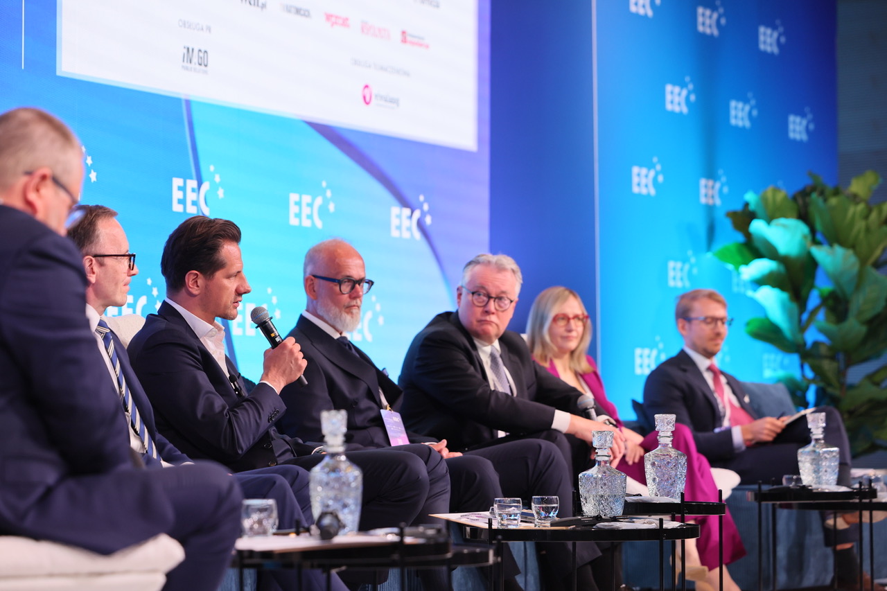 Ważne jest, żebyśmy teraz po pierwszych latach  żywiołowej transformacji wyciągnęli właściwe wnioski i dobrze przygotowali się na kolejne lata - komentował Jacek Leonkiewicz, prezes zarządu TDJ (Fot. PTWP)