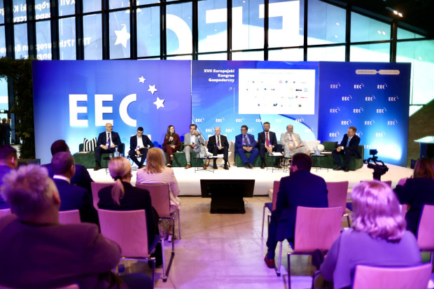Kontrowersyjna ustawa (po raz kolejny) na finiszu. O cyberbezpieczeństwie na EEC 2025
