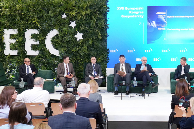 "Stabilne dziś, ale niepewne jutro". Sytuacja na rynku mieszkań jednym z tematów EEC 2025