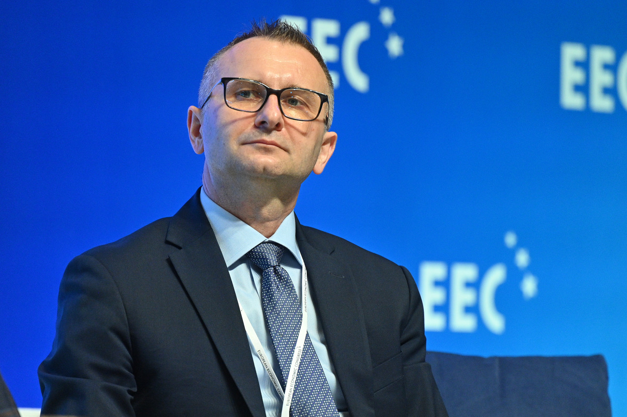 Członek zarządu ds. finansowych z Grupy Lux Med Jakub Tatak: deregulacja jest głównie o konkurencyjności. Fot. PTWP