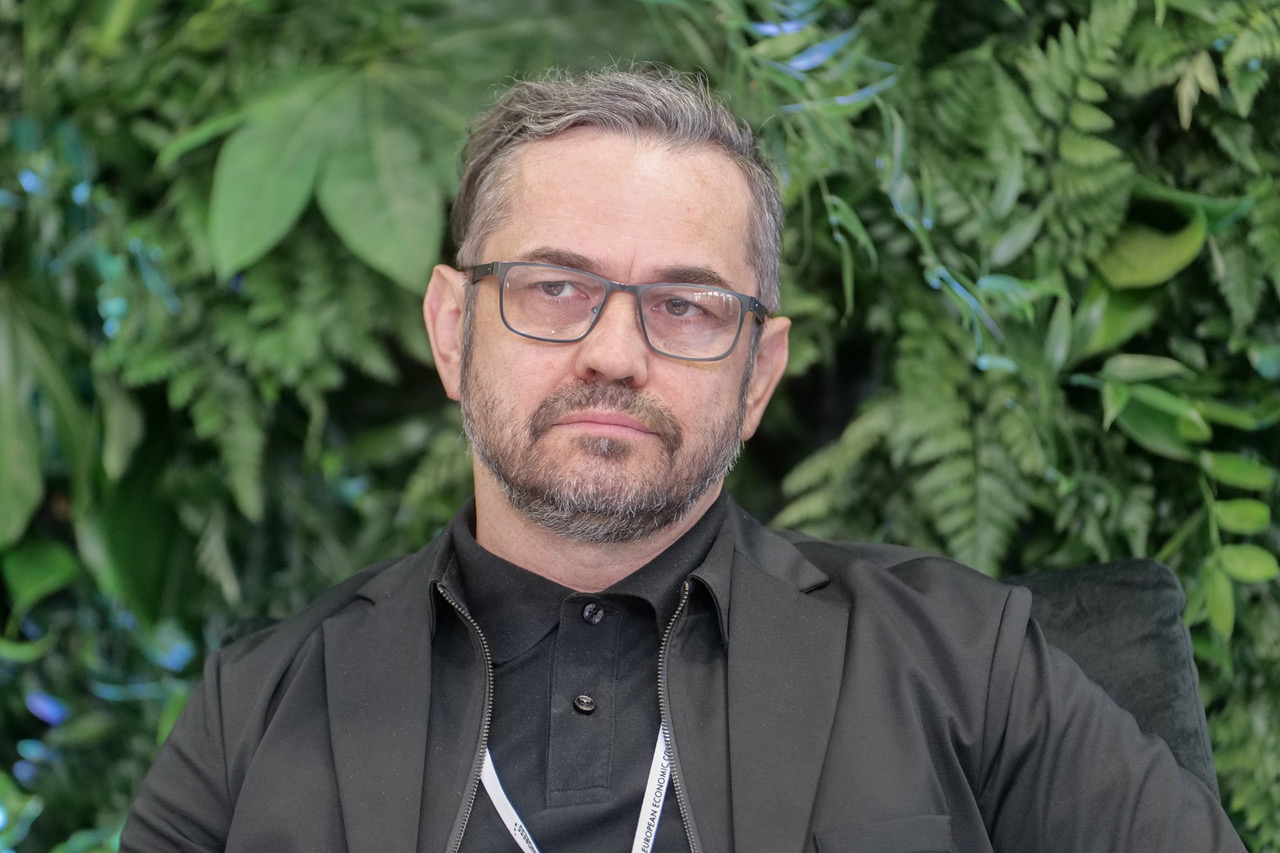 - TVN è il secondo più grande investimento americano in Polonia - afferma Rafał Ogrodnik, membro del consiglio di amministrazione, CFO e COO, TVN Warner Bros. Discovery. Foto. PTWP