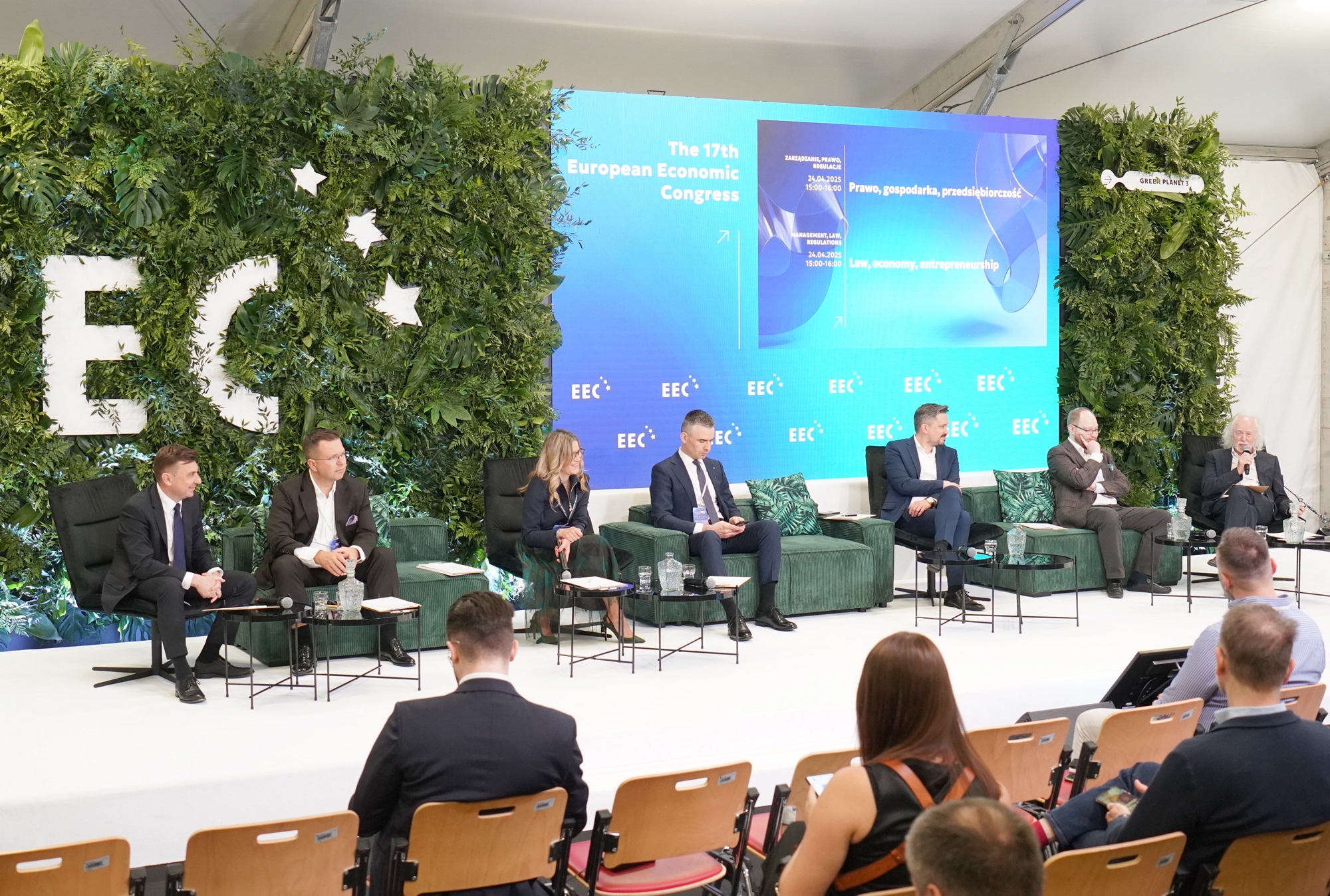 Uczestnicy panelu Prawo, gospodarka, przedsiębiorczość w trakcie XVII Europejskiego Kongresu Gospodarczego (fot. PTWP/KOS).