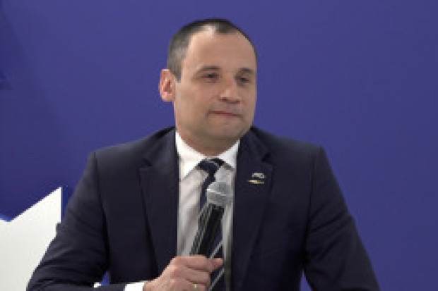 Polskie wojsko dostanie setki nowych śmigłowców. "Pilotów musimy szkolić w kraju"