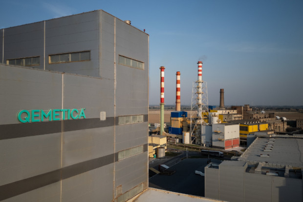 Polski potentat chemiczny walczy z drogą energią. Nie obyło się bez strat