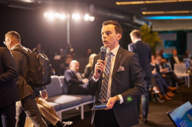 XVII Europejski Kongres Gospodarczy.  Lotnictwo w Polsce. Adam Sierak, redaktor, WNP.PL