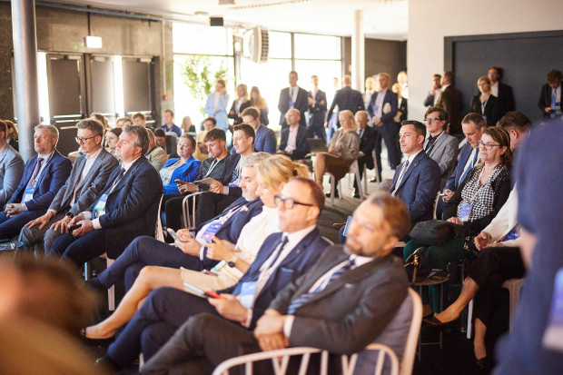 Megalotnisko tak, ale inaczej
