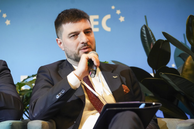  XVII Europejski Kongres Gospodarczy. Dobry właściciel? Państwo w gospodarce. Radosław Niedzielski, Agencja Rozwoju Przemysłu SA