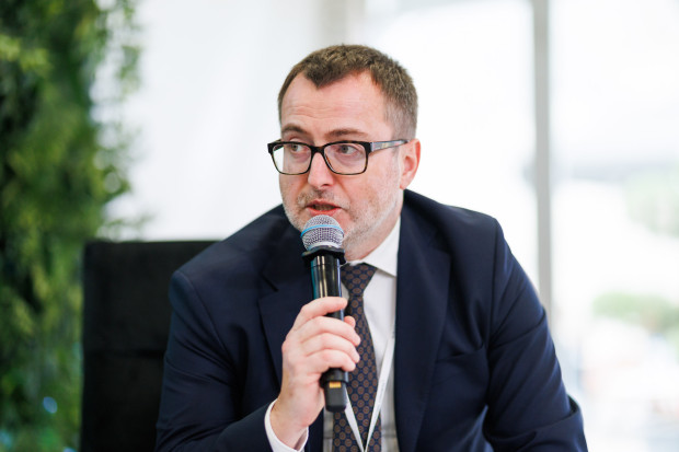 XVII Europejski Kongres Gospodarczy. Surowce krytyczne. Marcin Okoński, A.T. Kearney