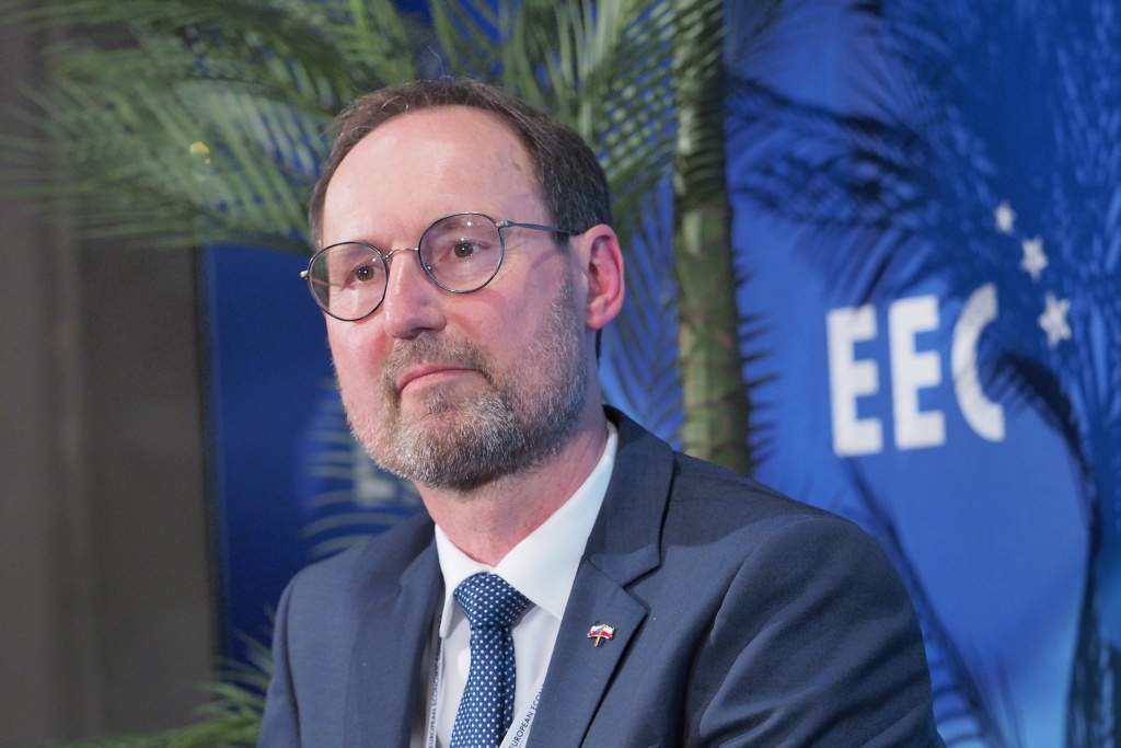 Břetislav Dančak enfatizou que a pandemia e a posterior agressão russa contra a Ucrânia atrasaram o desenvolvimento da integração econômica na Europa Central. Foto. PTWP