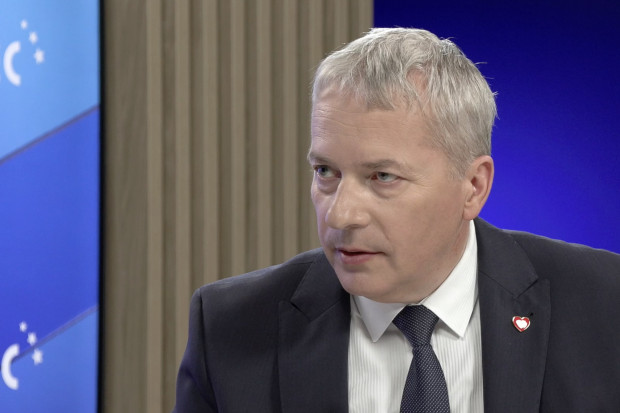 Chcemy transformacji własnymi siłami. Nie na chińskiej fotowoltaice i niemieckich wiatrakach