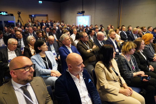 XVII Europejski Kongres Gospodarczy. Kolejnictwo w Polsce i w Europie