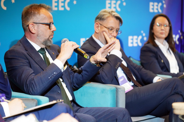 Krzysztof Mendrok, prorektor ds. kształcenia, Akademia Górniczo-Hutnicza im. Stanisława Staszica w Krakowie, Grzegorz Sikorski, dyrektor, Wojewódzki Urząd Pracy w Katowicach,  Katarzyna Socha, dyrektor ds. personalnych, Grupa PBI Sp. z o.o.