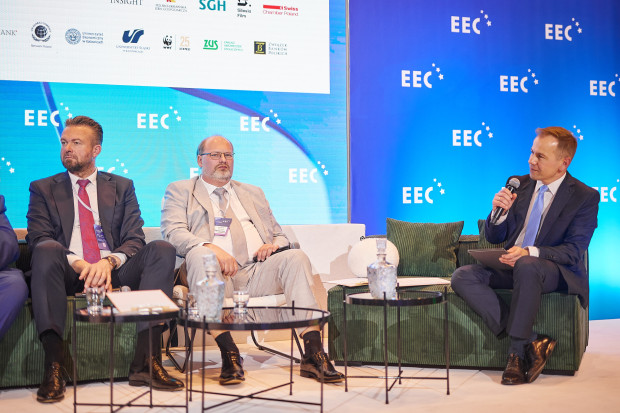 Jarosław Grzywiński, prezes zarządu, NASK SA, Andrzej Cieślak, prezes zarządu, Dynacon Sp. z o.o., Artur Józefiak, wiceprezes, szef Centrum Usług Cyberbezpieczeństwa dla Europy, Accenture w Polsce 