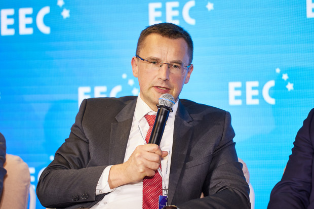 GOZ się opłaca. "Każdy miliard, który urwiemy z zakupu surowców, to zysk dla naszej gospodarki"