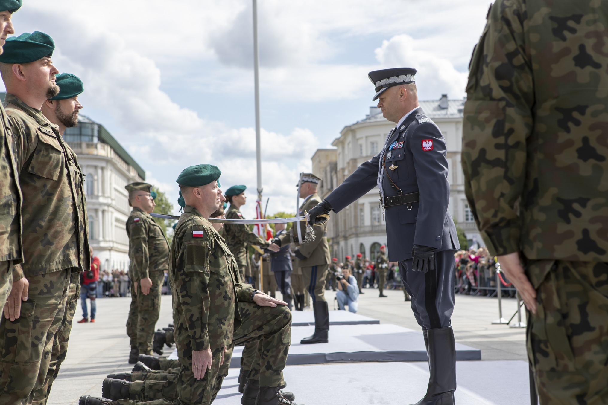 Bevordering van reserveofficieren tot de rang van tweede luitenant, mei 2025. Foto. Garnizoenscommando van Warschau
