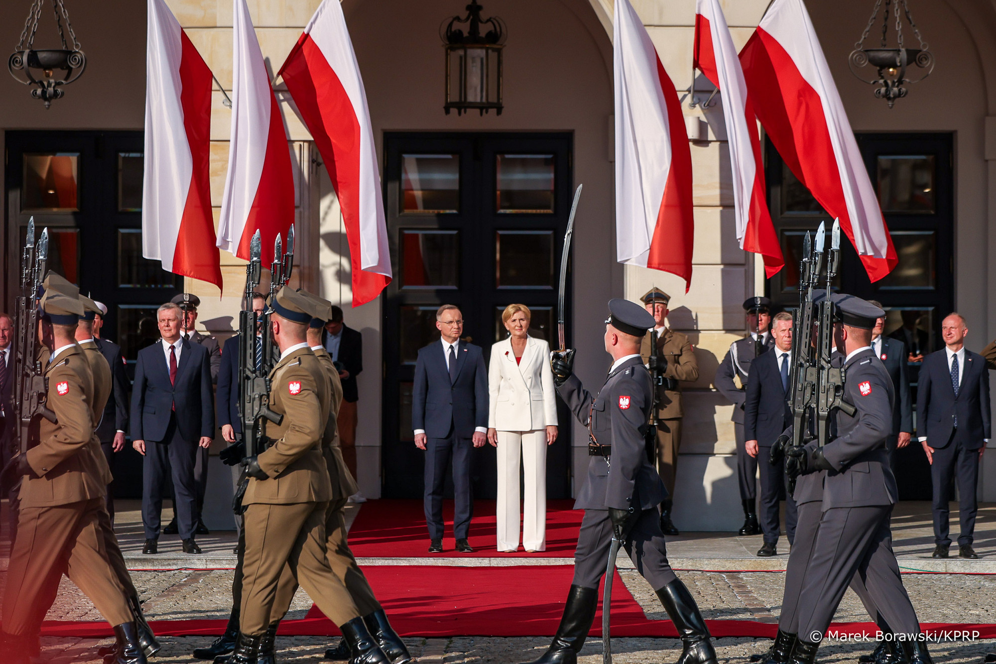 Volgens de grondwet is de president opperbevelhebber van de strijdkrachten. Foto. Marek Borawski/KPRP