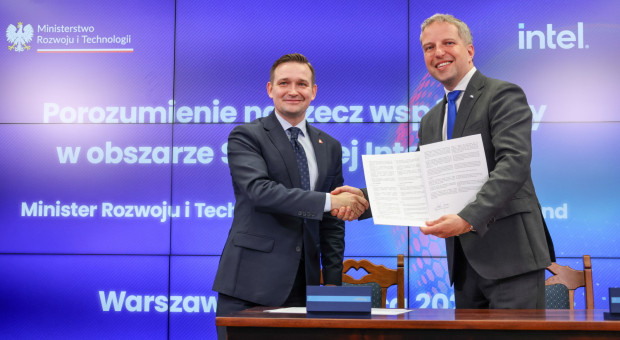 Sztuczna inteligencja w przemyśle. Polski rząd podpisał porozumienie z technologicznym gigantem