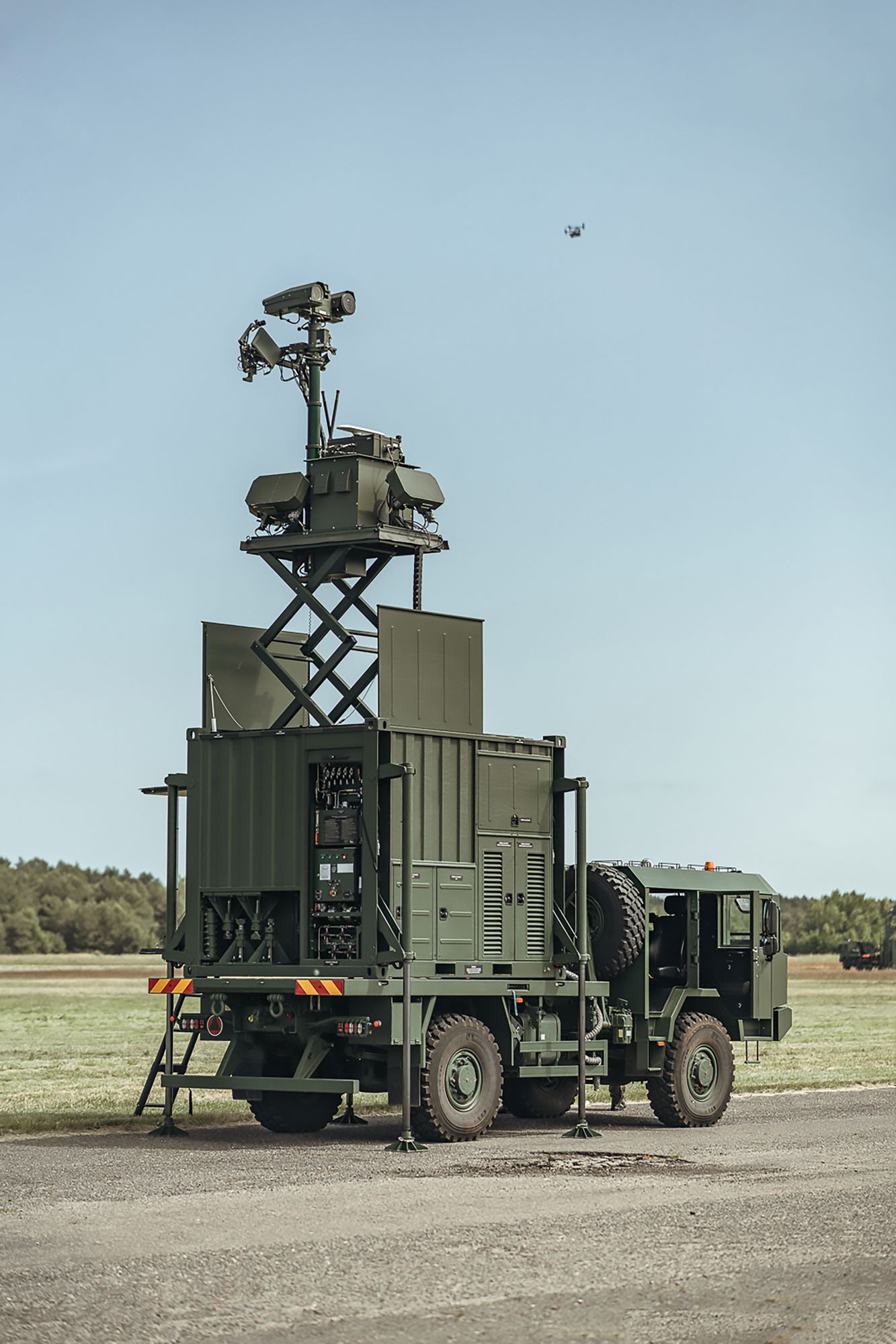 The Polish company Advanced Protection Systems is the manufacturer of FIELDctrl 3D MIMO radars and SKYctrl anti-drone systems, photo: APS