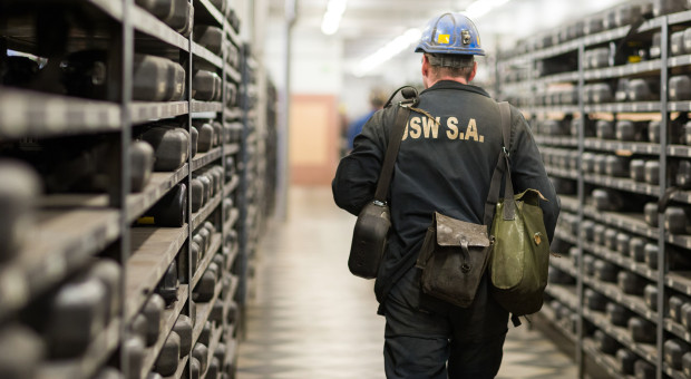 JSW już prawie leży na łopatkach. Zdoła się podnieść?