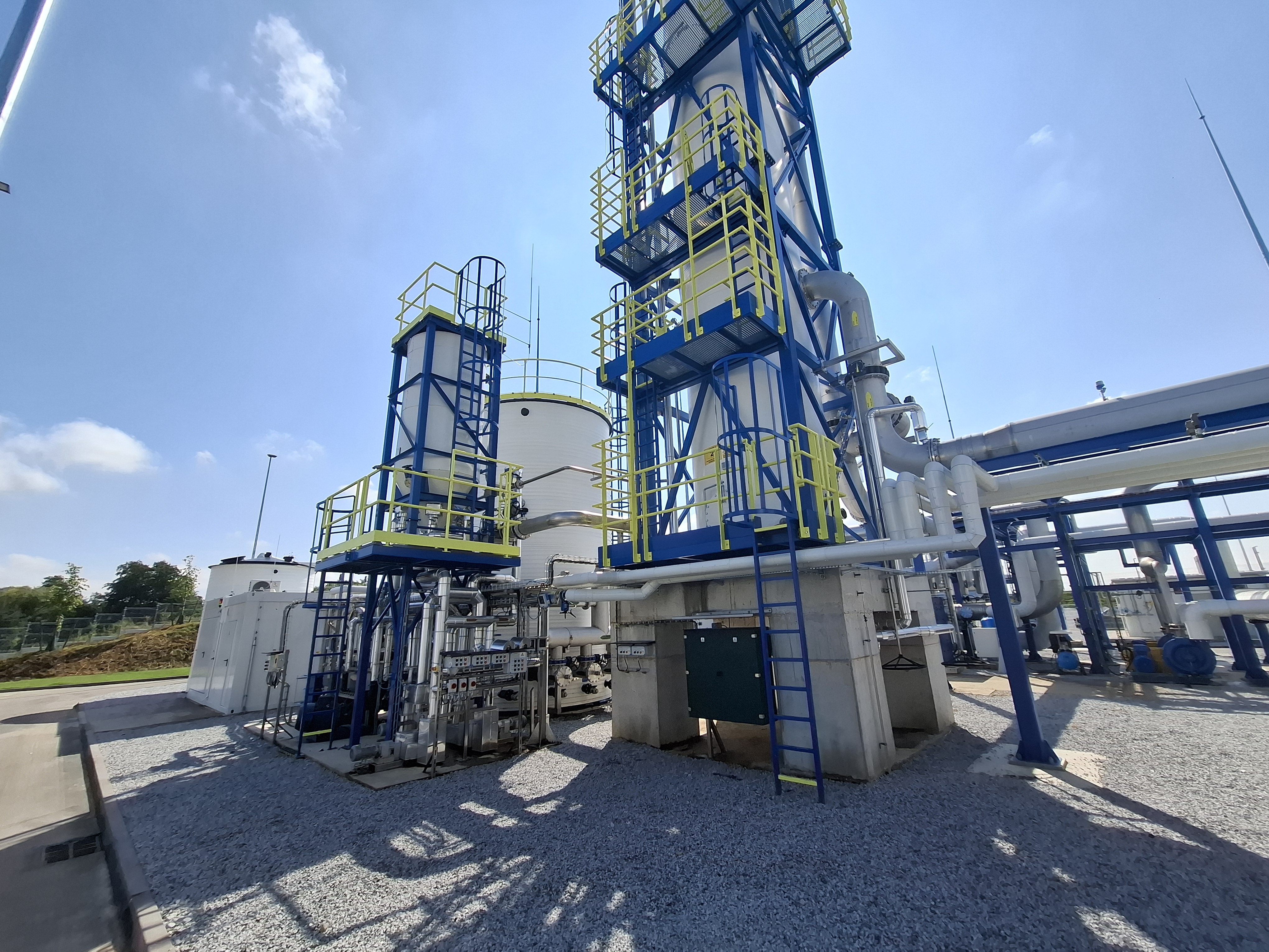 Biomethan muss im Reinigungsprozess entschwefelt werden. Foto: Dariusz Malinowski / PTWP