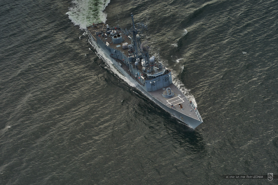 Fregata rakietowa typu Oliver Hazard Perry pod banderą Marynarki Wojennej RP. To jeden z dwóch okrętów tego typu, jakie pozostają w służbie. Fot. Materiały prasowe / ZOOM MON / st. chor. sztab. mar. Piotr Leoniak/3 FO