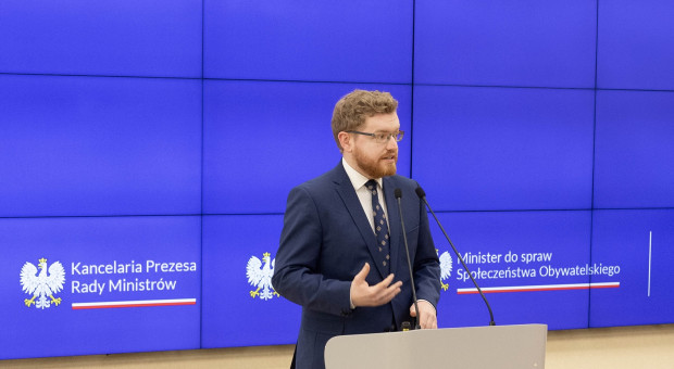 Kontrowersyjna ustawa budzi ogromne emocje, choć przyjęto niektóre poprawki opozycji