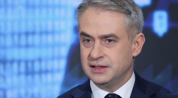 Cyfryzacja po polsku. Ogromne inwestycje i poważne opóźnienia