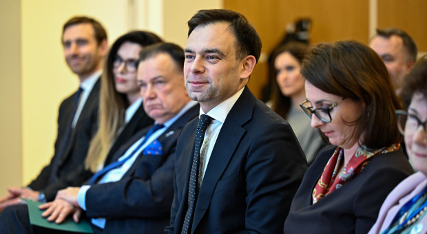 Minister finansów ma miejsce na 50 mld zł deficytu w budżecie w grudniu [HIRSCH O GOSPODARCE]