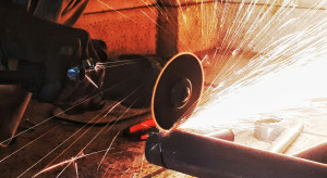 Polski przemysł zadłużony na potęgę. Branża wciąż balansuje na granicy recesji