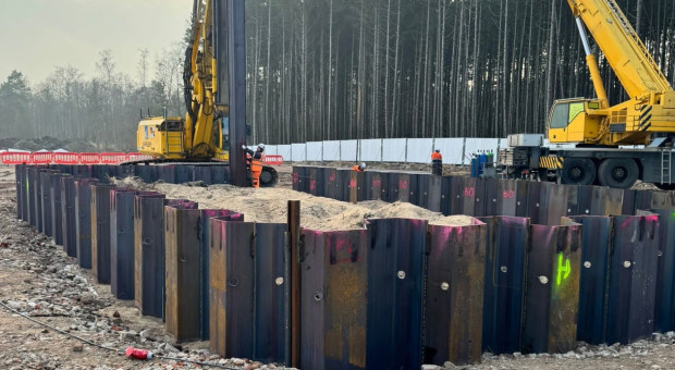 Rusza kluczowy etap budowy drugiego polskiego gazoportu. Powstanie tunel, który ochroni plażę