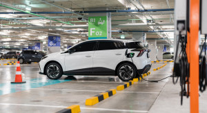 Od 42 do 210 zł za tyle samo prądu. Różnice między stacjami ładowania aut elektrycznych są rekordowe