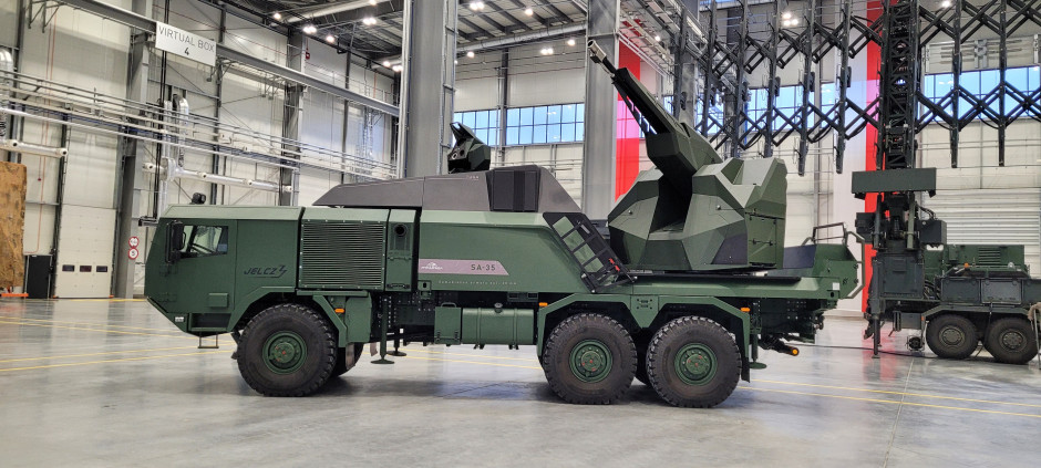 Samobieżna armata SA-35 z PIT-Radwaru Licencja: Rafał Lesiecki / PTWP