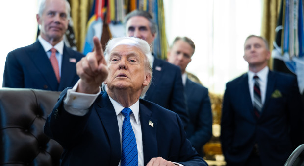 Krach na srebrze i zamieszanie na rynkach przez jedną decyzję Donalda Trumpa [HIRSCH O GOSPODARCE]