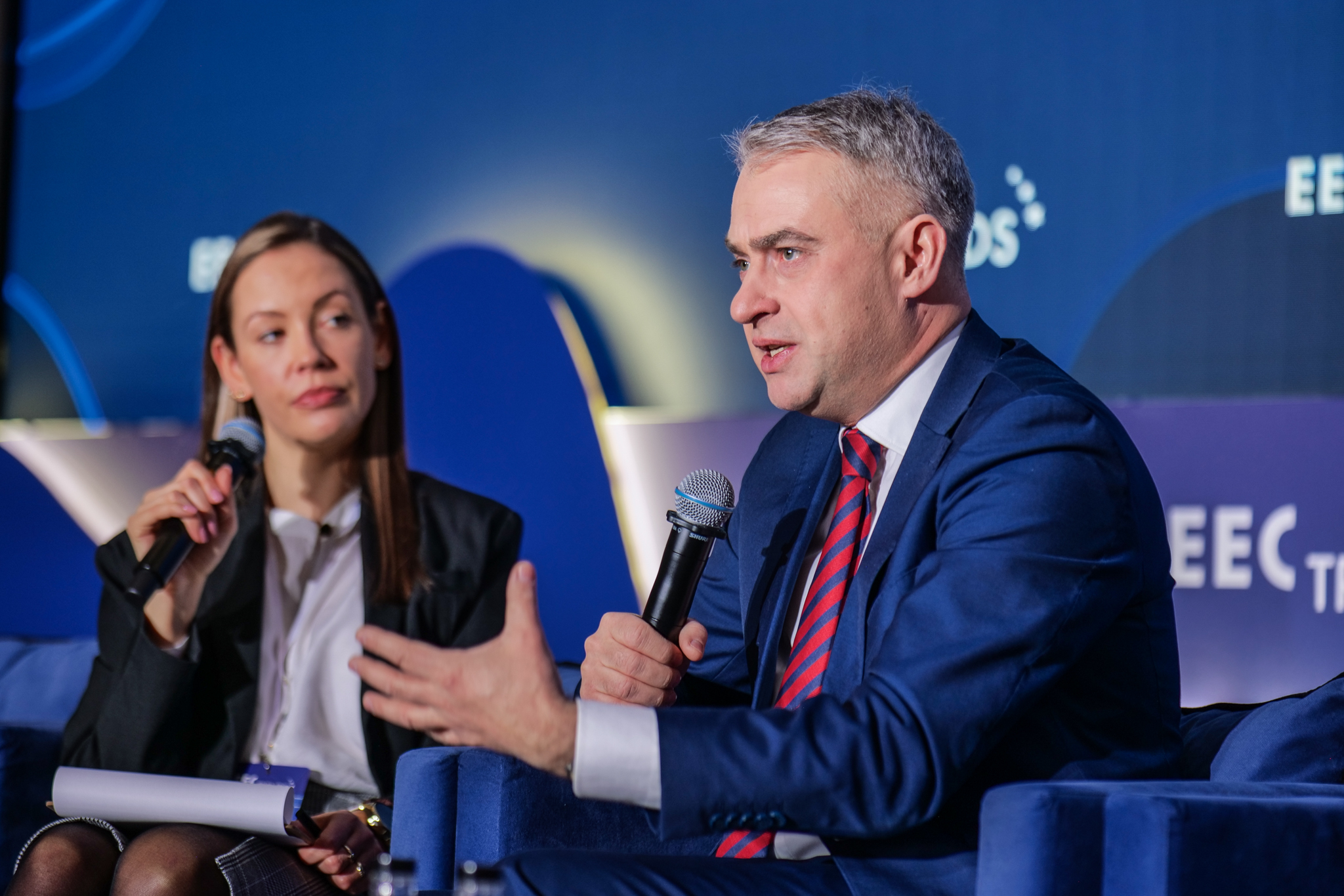 Nikola Bochyńska, dziennikarka WNP oraz Krzysztof Gawkowski, wicepremier, minister cyfryzacji.  Fot. Michał Oleksy / PTWP
