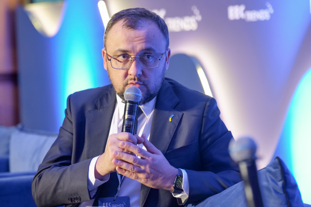 Polska może "trzy razy zarobić" na odbudowie Ukrainy. Ambasador wskazał sposób