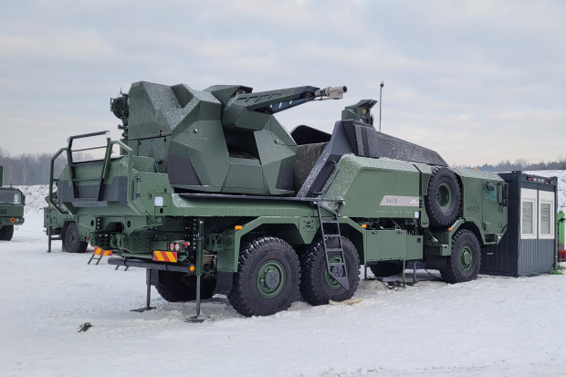 Wielkie zakupy dla wojska i miliardy zwrotu podatku. Wciąż nie wiadomo, gdzie trafią