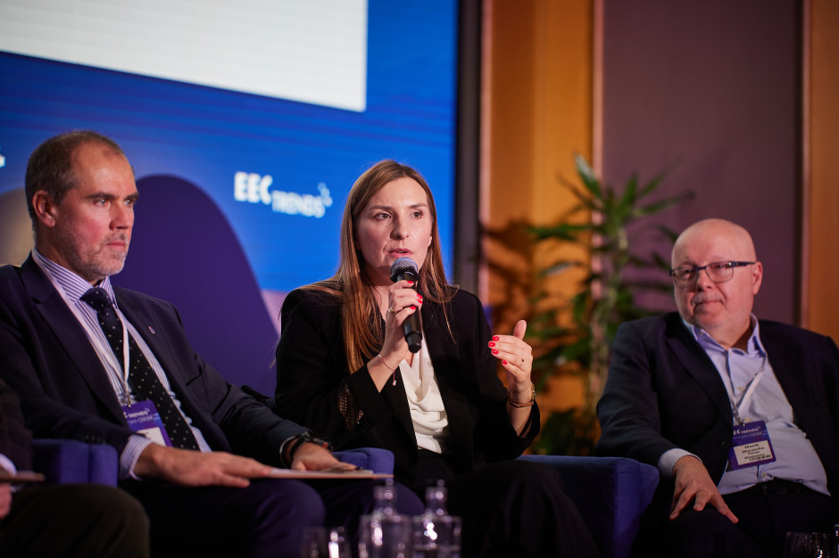 Od lewej: Arutr Kucia z PKO BP, Magdalena Sobkowiak-Czarnecka z kancelarii premiera i Marek Warzecha z Ponaru Wadowice. Fot. Joanna Matuszyńska / PTWP