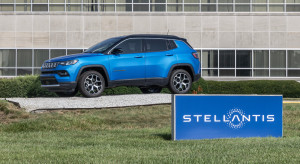 Stellantis z olbrzymią stratą. Za bardzo uwierzył w przyszłość elektryków, teraz musi zwalniać