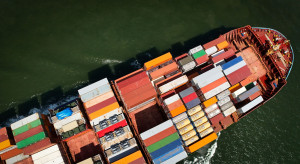 Wzrosty cen frachtu po ataku na Iran. Armatorzy doliczają dopłaty wojenne