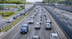 Rynek aut w Polsce: więcej rejestracji w lutym. Jedna marka wyraźnie rośnie, jest i wielki przegrany